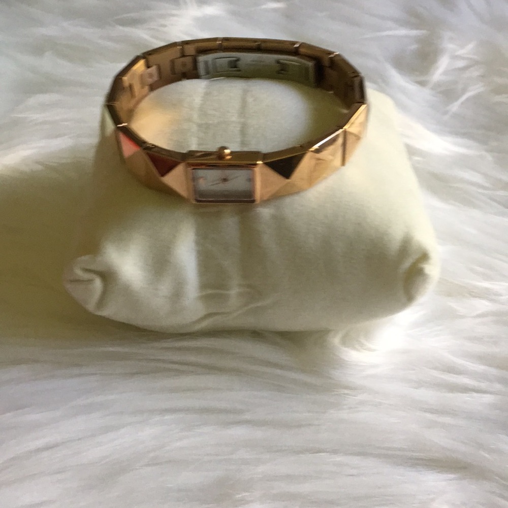 Kate ♠️ Spade Rose Gold Watch - Picture 3 of 5